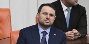 adalet-bakani-gurlek:-“kahramanmaras’ta-bir-okulda-meydana-gelen-silahli-saldiriya-iliskin-aciklama-yapti.