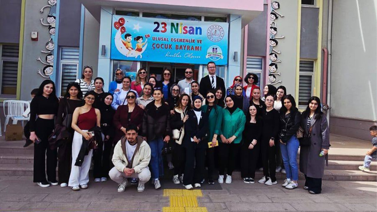 “bu-bayram-babam-okulda”-etkinligi-buyuk-ilgi-gordu