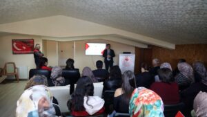 kartopu-yem-karpuzu-tanitildi