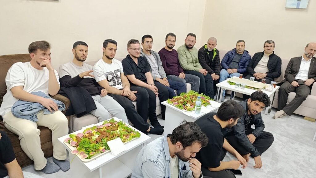 il-muftusu-kotan-universiteli-genclerle-bulustu