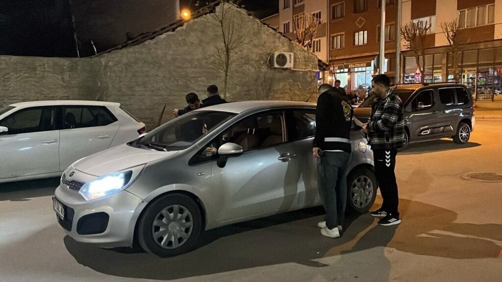 asayis-ve-trafik-uygulamalari-suruyor