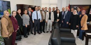 sahin:-“saglik-calisanlarinin-motivasyonu-onceligimiz”