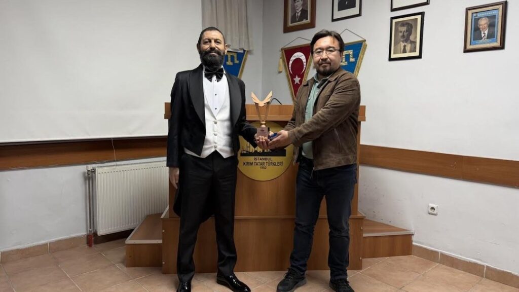 akif-manaf’a-“ozgurluk-ve-baris-odulu”-verildi