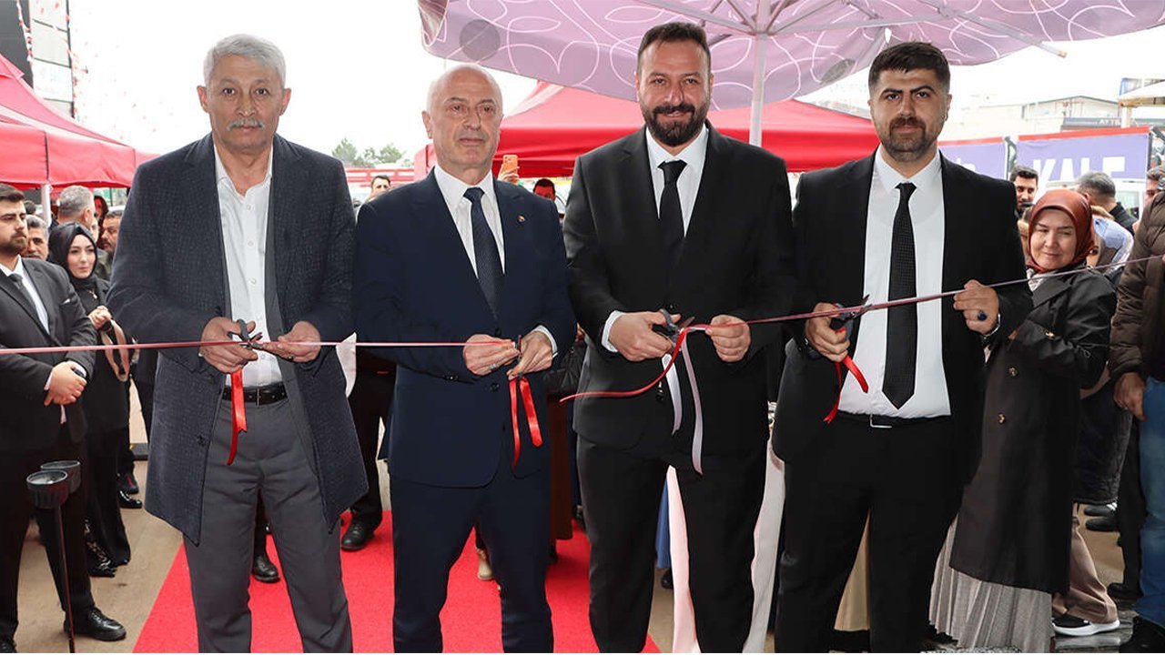 erkec-yemek-catering-kalepark’ta-kapilarini-acti