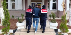 kirikkale’de-jandarma-operasyonu:-5-yilla-aranan-hukumlu-yakalandi