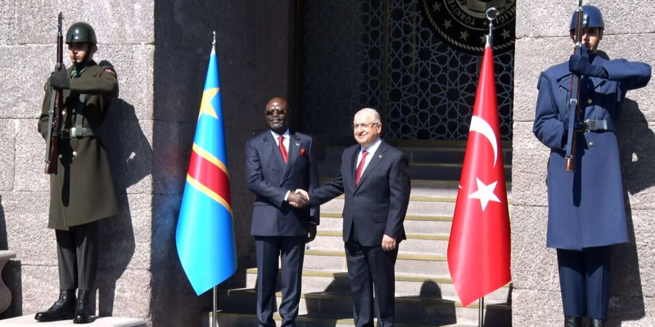 bakan-guler,-kongo-demokratik-cumhuriyeti-cumhurbaskani-yardimcisi-muadiamvita-ile-gorustu