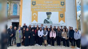 sehit-aileleri-derneginde-anlamli-bulusma