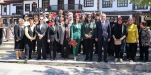 el-nakisi-bu-kursla-gelecek-nesillere-aktarilacak