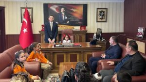 keskin’de-kaymakamlik-koltugu-cocuklara-devredildi