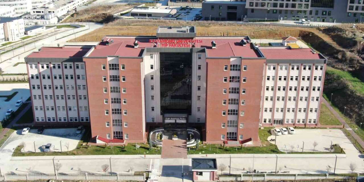 kalca-protezi-ameliyatlarini-kolaylastiracak-cerrahi-alet-tescillendi