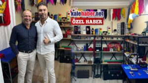 murat-cavusoglu-sahne-sirlarini-dinledi