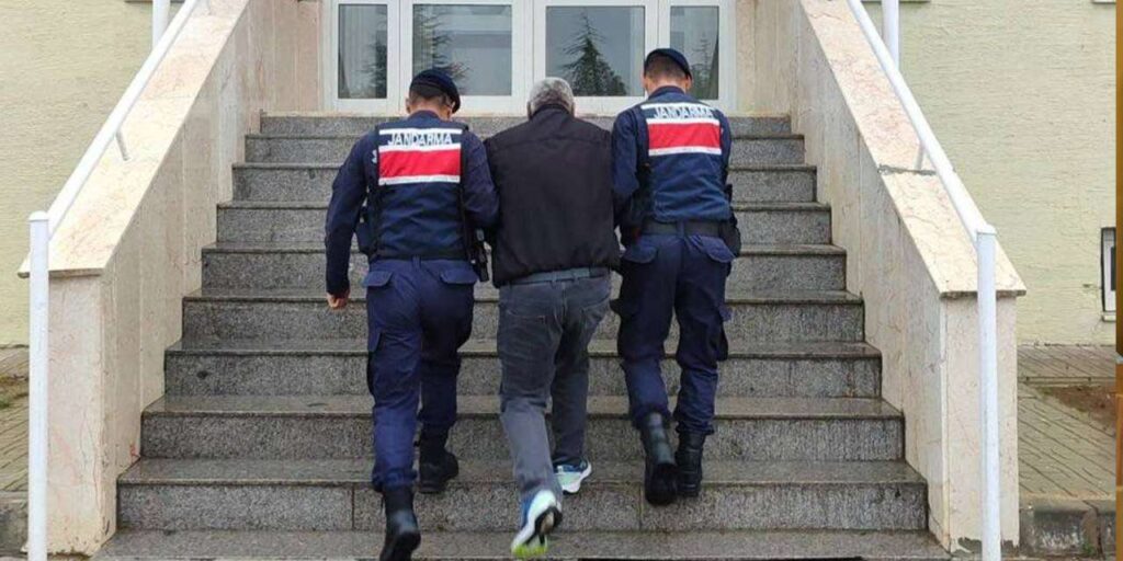 kirikkale’de-5-yil-hapis-cezasiyla-aranan-hirsiz-yakalandi