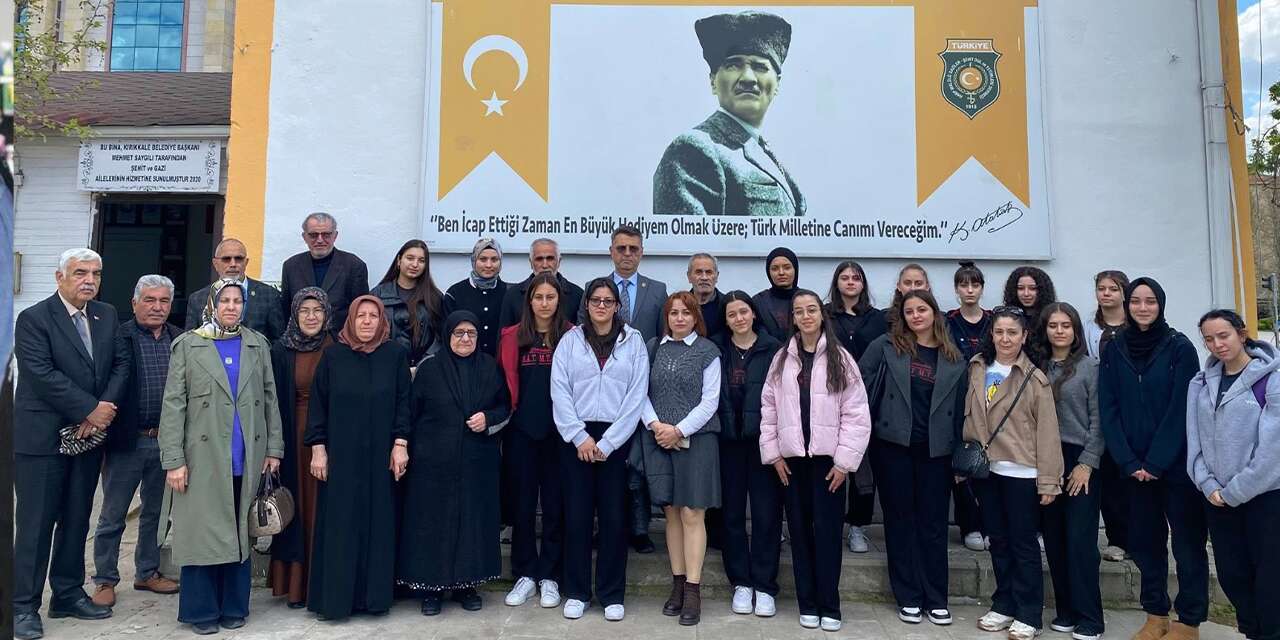 liselilerden-sehit-ailesi-ve-gazilere-vefa