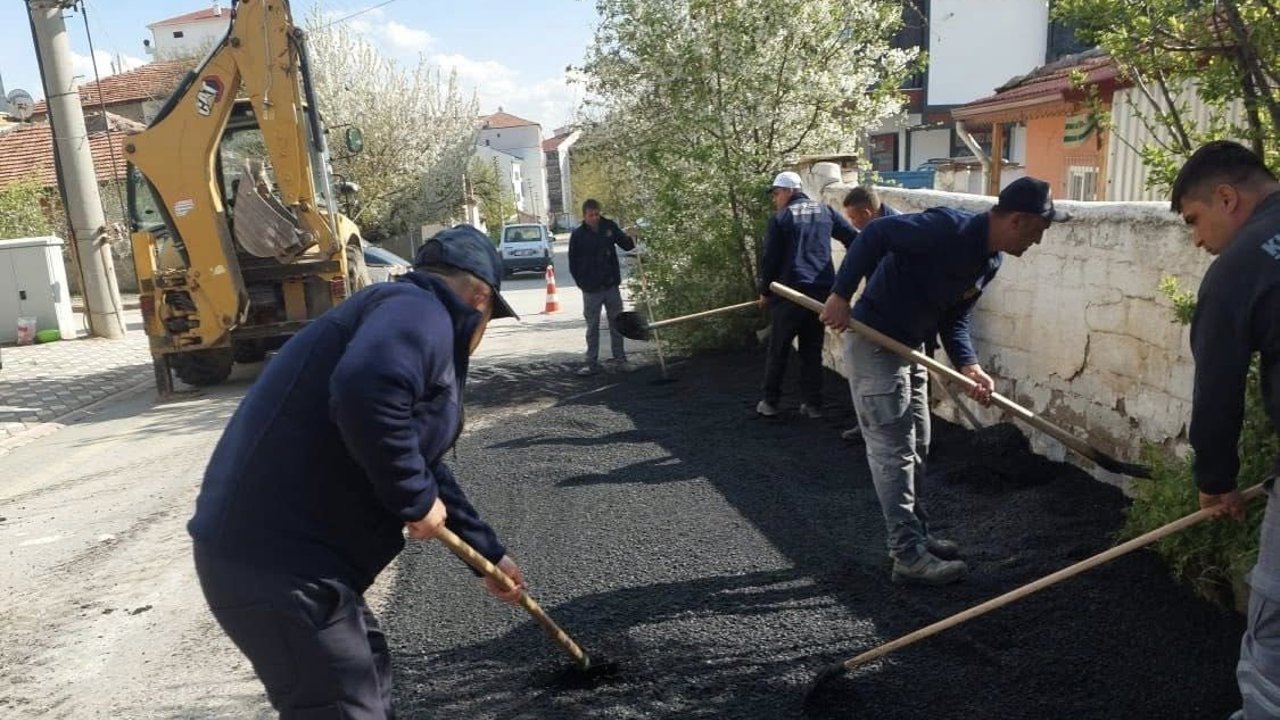 bozulan-yollarda-onarim-calismalari-suruyor