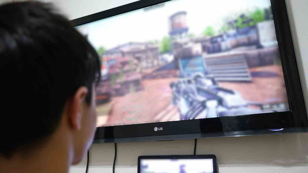 uzmanlardan-‘cocuklar-gorduklerini-gercek-hayata-tasiyor’-uyarisi