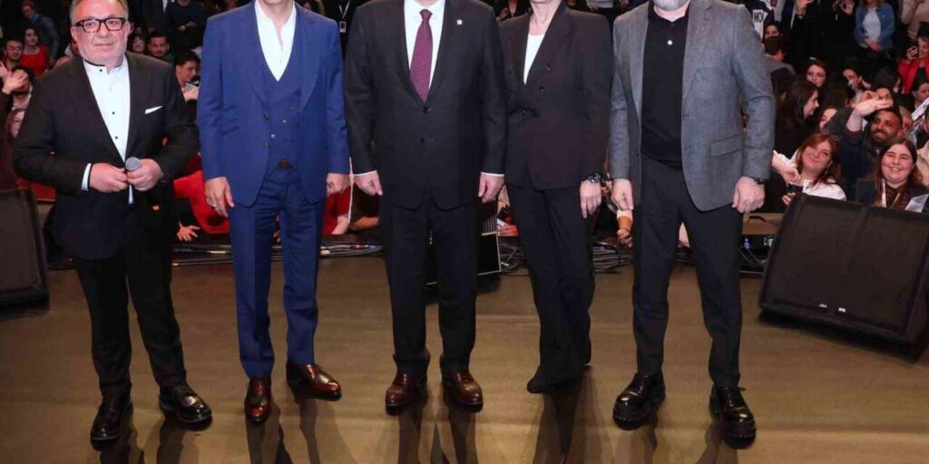 ato-baskani-baran:-“sinema-ve-dizi-sektorunun-sorunlarina-cozum-icin-her-turlu-destegi-vermeye-haziriz”