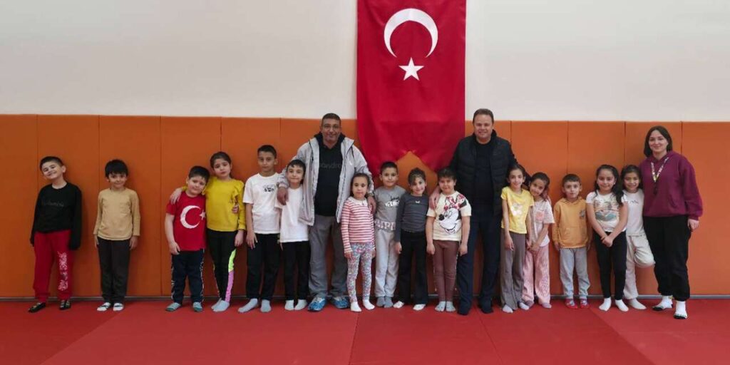 kirikkale’de-yeni-spor-salonu-genc-sporcularin-gozdesi-oldu