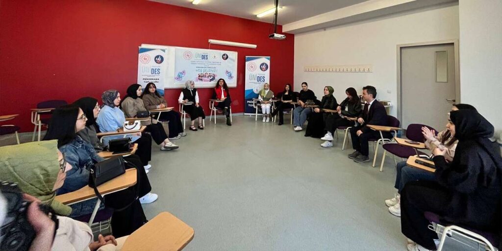 sanat-ve-psikodrama-ile-toplumsal-bag-gucleniyor