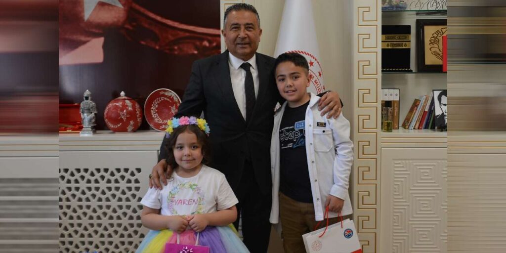 minik-yaren’den-sicacik-bir-ziyaret