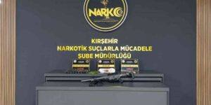 ikamete-operasyon:-uyusturucu-ve-silah-ele-gecirildi