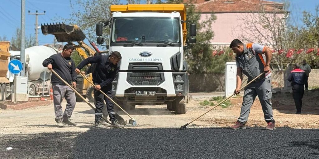 kaletepe-mahallesi’nde-asfalt-seferberligi-suruyor