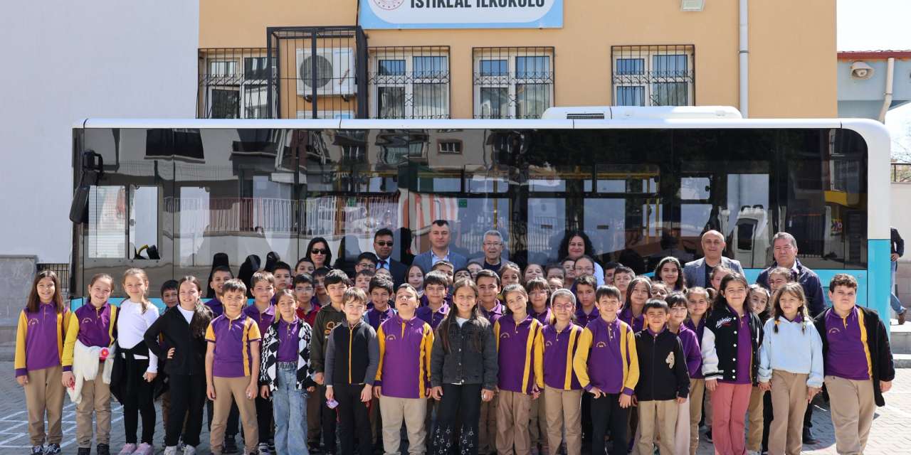 sinif-degil-belediye-otobusu:-kirikkale’de-minikler-kurallari-uygulamali-ogrendi