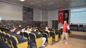 Gençler İçin Kritik Konular Ele Alındı