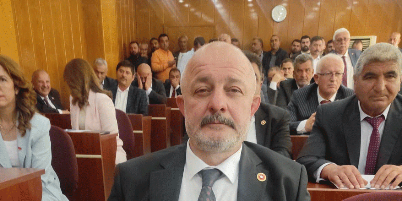 il-genel-meclisi’nde-ceylan-guven-tazeledi!16-uyenin-destegiyle-yeniden-baskan
