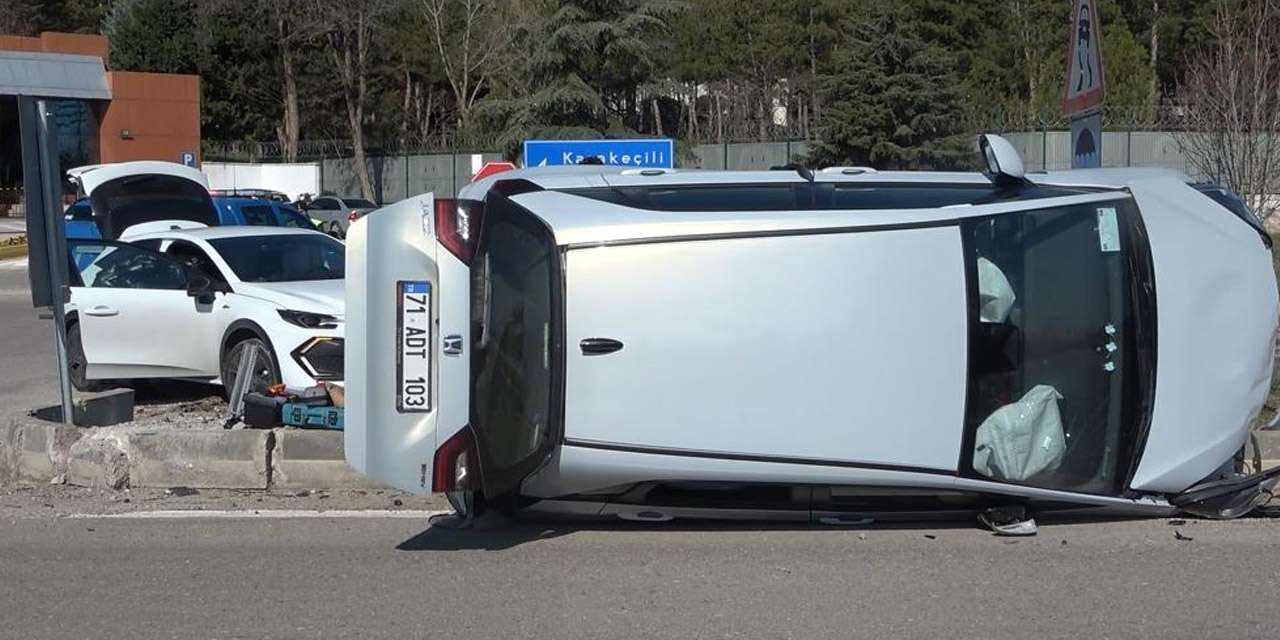 kirikkale’de-iki-otomobil-carpisti:-1-yarali