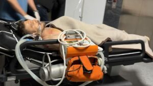 20-yasindaki-gencin,-annesinin-sevgilisini-bicaklayarak-agir-yaraladigi-adam-oldu