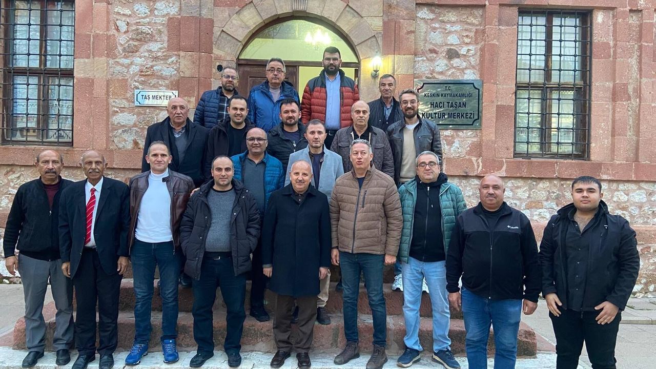 keskin’de-ogretmenler-tas-mektep’te-bulustu