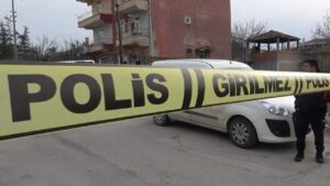 iki-kardes-birlesti,-babalarini-vahsice-oldurdu