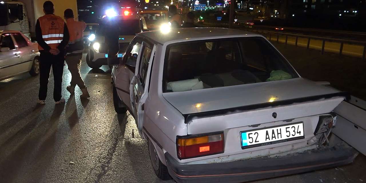 kirikkale’de-tir-ile-otomobil-carpisti:-3-yarali