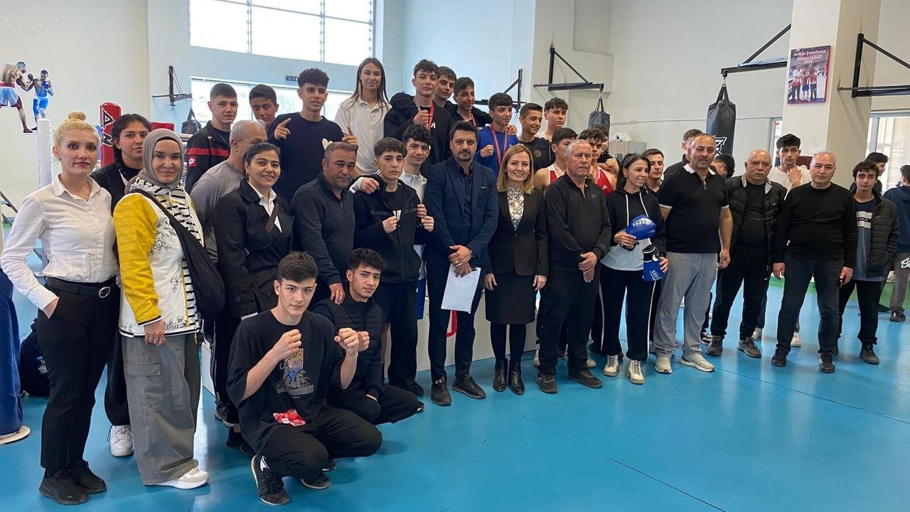 kirikkale’de-gencler-ringde-bulustu