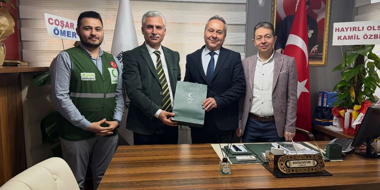 yesilay-ve-esnaflar-arasinda-bagimlilikla-ortak-mucadele