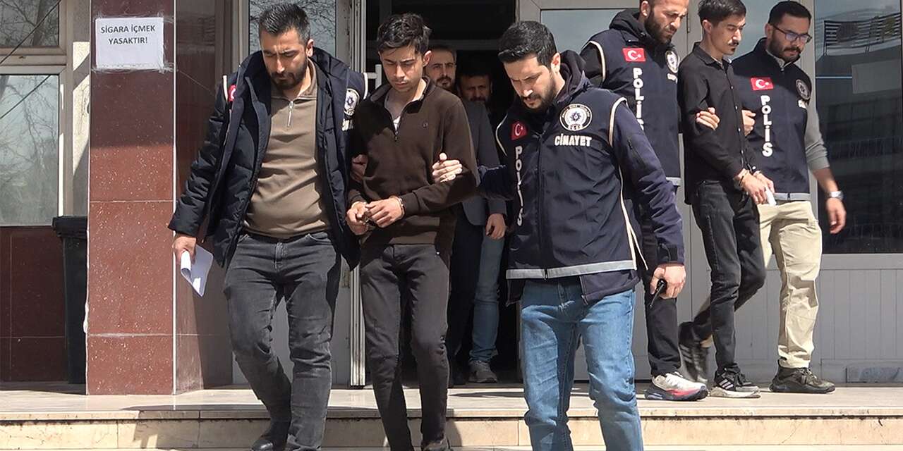 kirikkale’de-babalarini-katleden-iki-kardes-tutuklandi