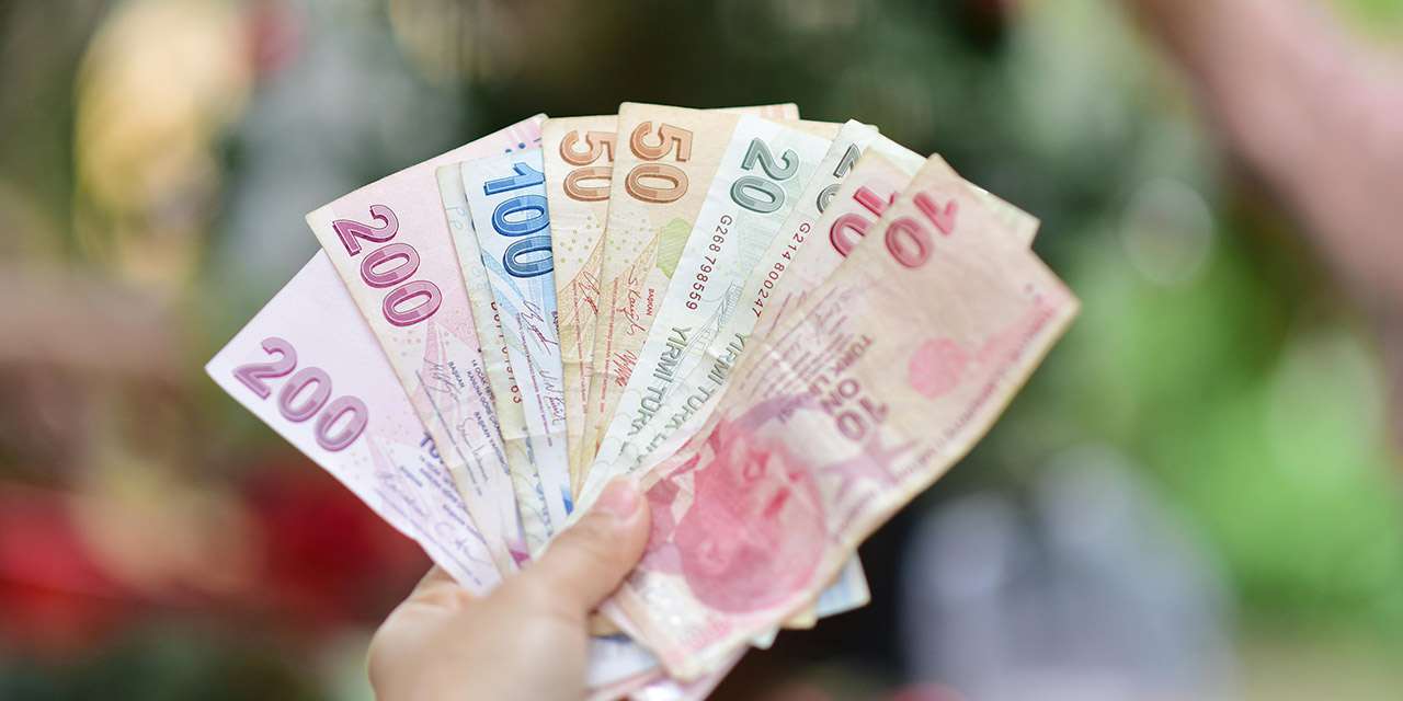 mart-enflasyonu-aciklandi:-emekli-ve-memur-zamminda-ilk-tablo-netlesti