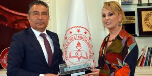 mudur-guney’den-osb-cikarmasi:-“turkiye’nin-uretim-gucu-burada-yetisiyor!”