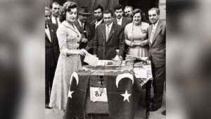 kadinlara-secme-hakki-96.-yilinda