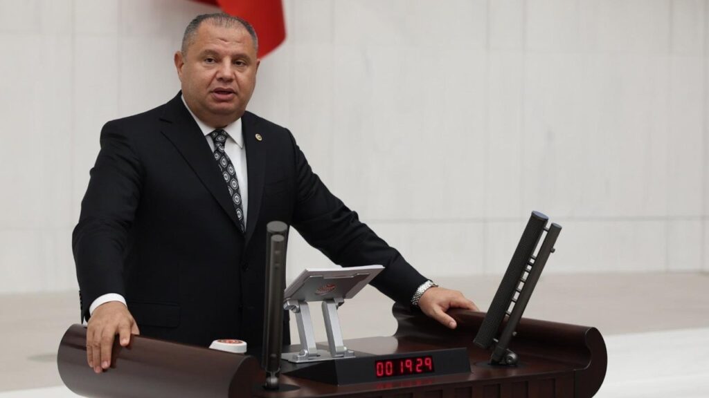 ozturk-:“emek-en-yuce-degerdir”
