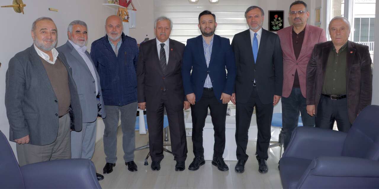 saadet-partisi’nden-yerel-basina-destek-ziyareti
