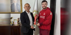 Milli Halterci Hakan Şükrü Kurnaz, Başkan Önal ile buluştu