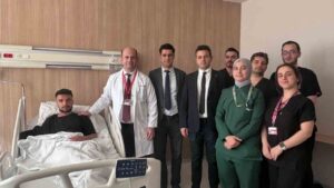 Kopan sinirler bacağından alınan nakille onarıldı: Genç hastaya ikinci şans