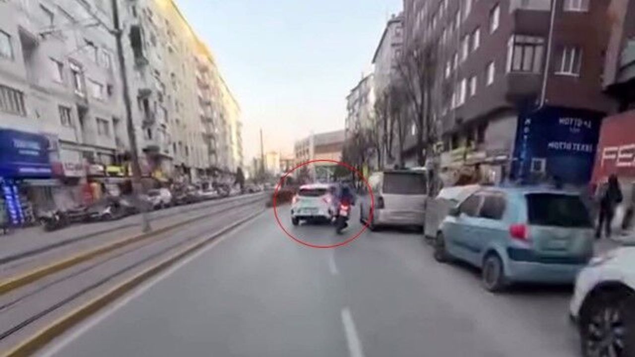 ‘kamera-cekiyor-mu’-dedikten-saniyeler-sonra-kaza-yapti