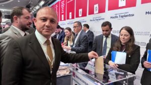 Son dakika…Başkan Önal’a yeni görev