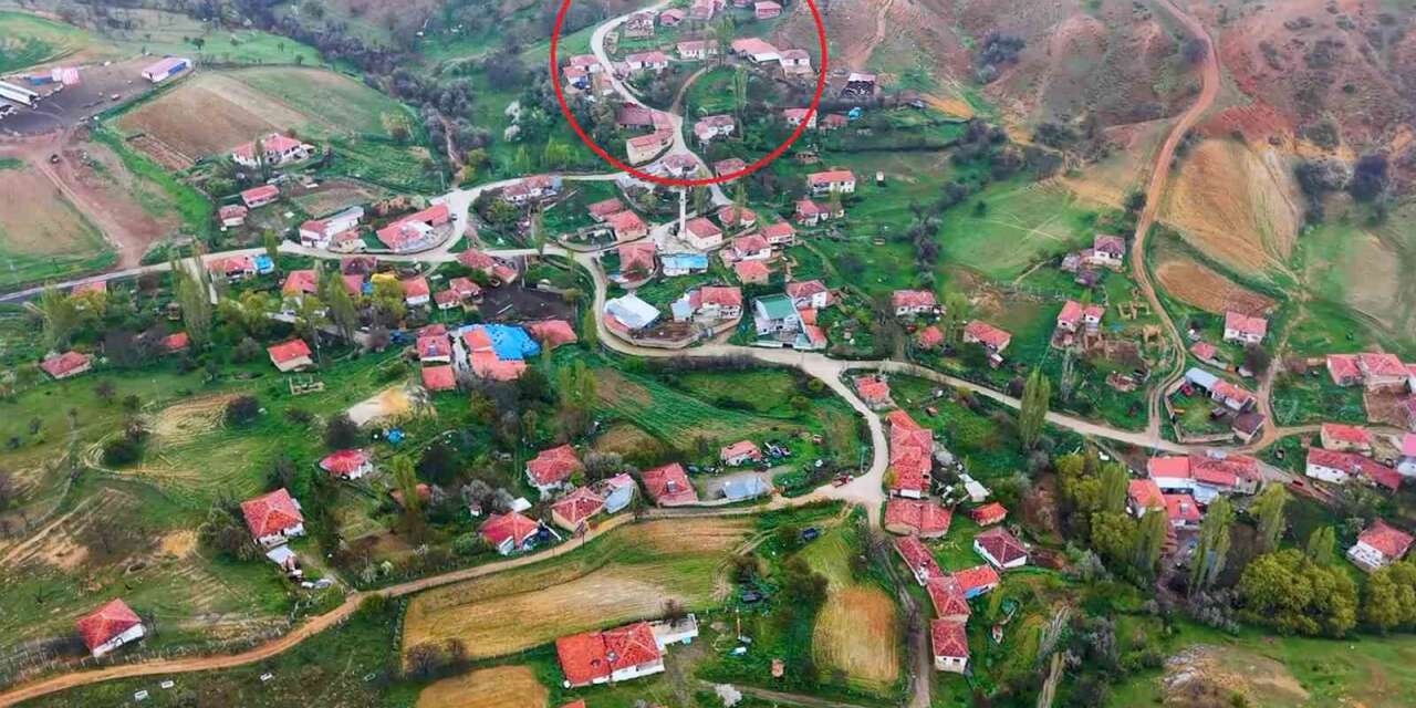 kirikkale’de-koyde-toprak-kaydi!-9-yapi-zarar-gordu