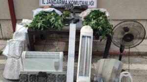 Uyuşturucu tacirlerine operasyon: 14 tutuklama
