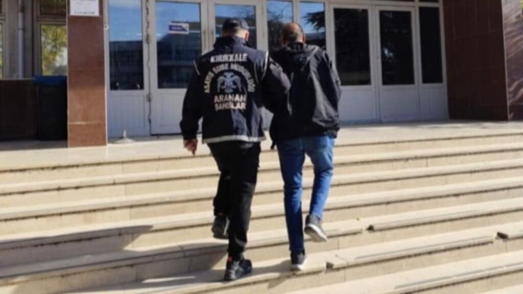 trafik-guvenligini-tehlikeye-atti,-yakalandi