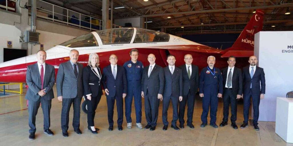 tusas-ile-ge-aerospace,-hurjet-icin-motor-tedarik-sozlesmesi-imzaladi