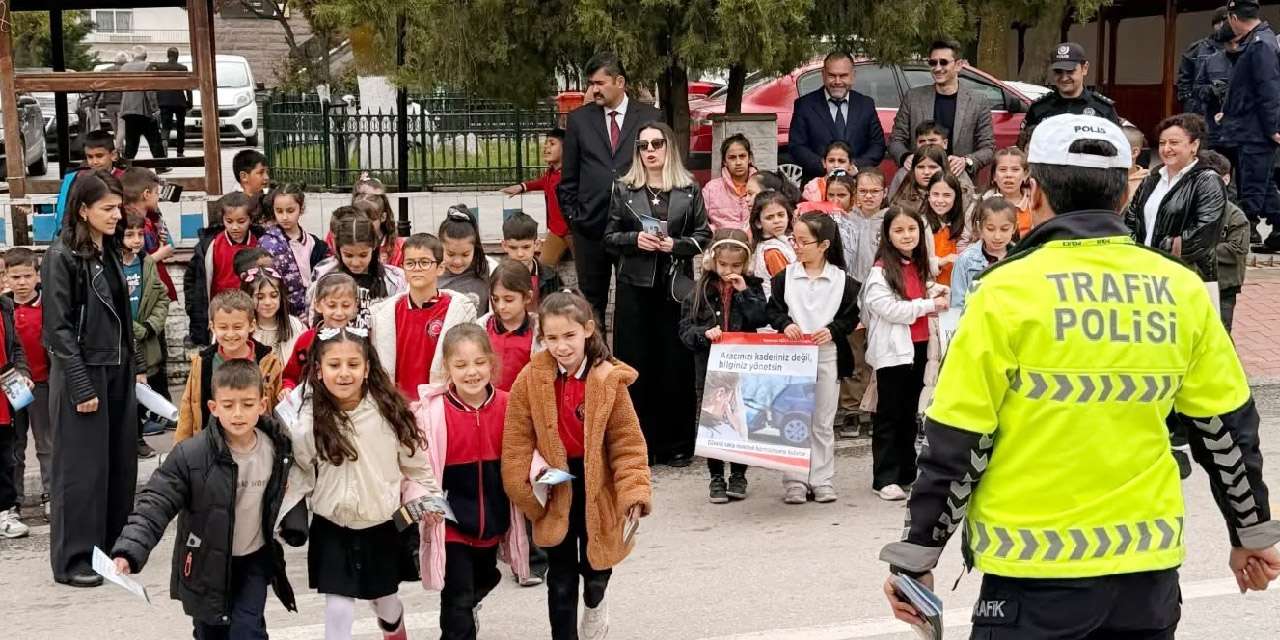 keskin-trafik-haftasi-etkinliginde-suruculere-hayati-uyarilar-yapildi